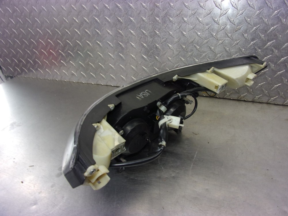 932 B PIAGGIO BV 200 2003 OEM FRONT HEAD LIGHT HEADLIGHT LAMP