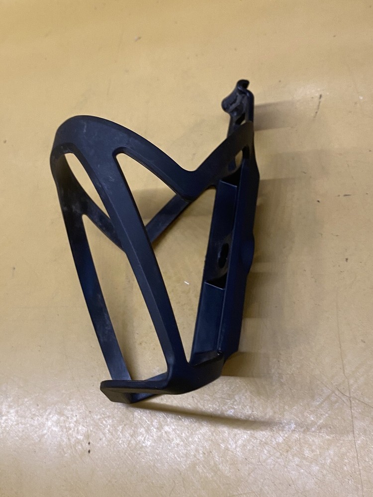 Black Serfos Plastic Water Bottle Cage