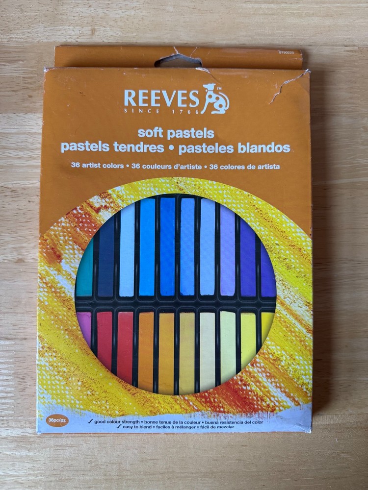 Reeves Soft Pastels x 36