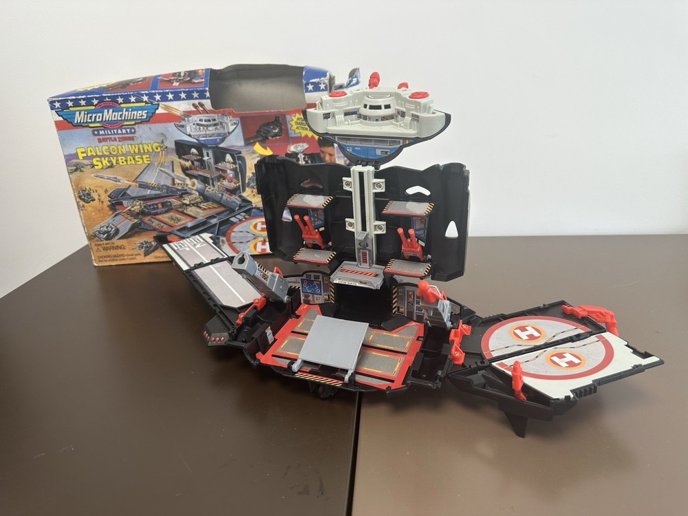 Micro machines Falcon Wing Skybase boxed play set 1995
