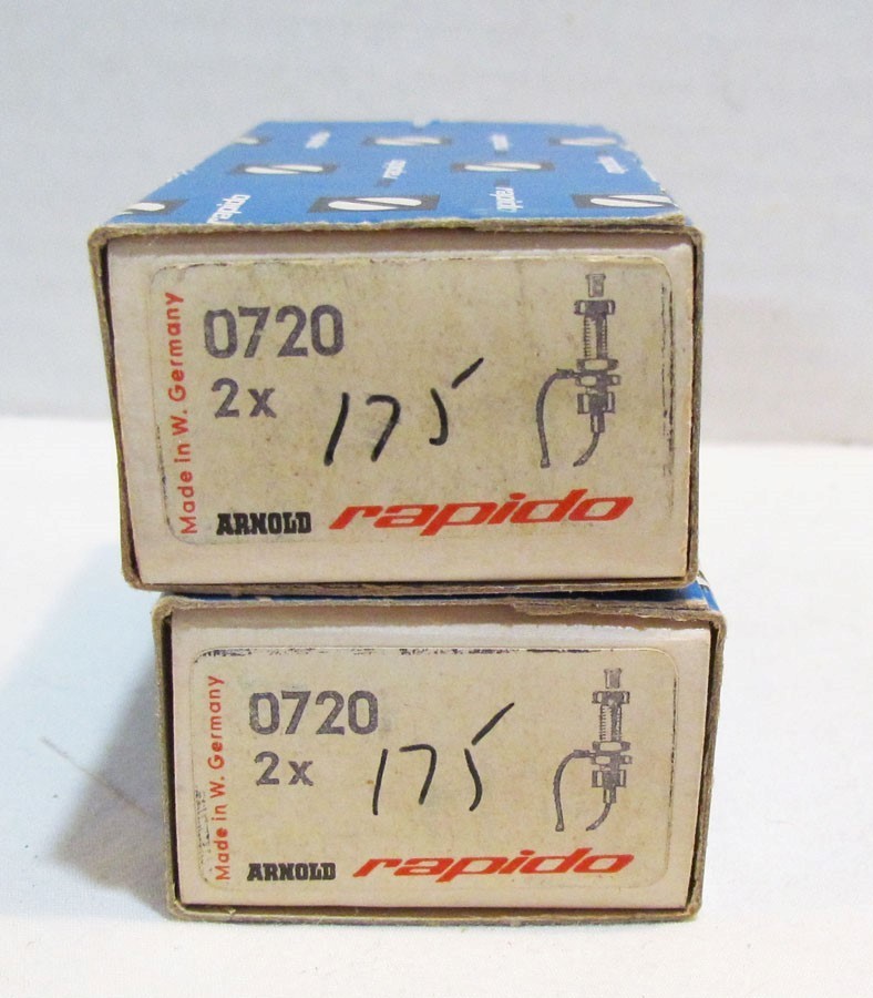 N GAUGE ARNOLD RAPIDO # 0720 REMOTE CONTROL PUSH BUTTON 2 SETS W/ BOXES N SCALE