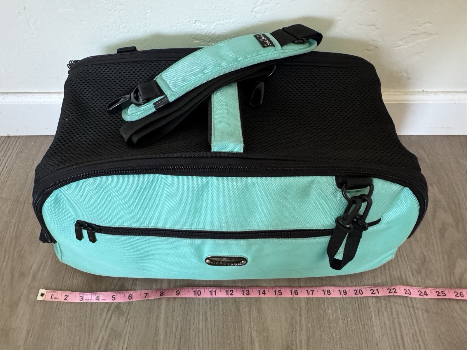 Sleepypod Air Airline Pet Carrier in Robin Egg Blue Shoulder Bag (up to 18lbs)