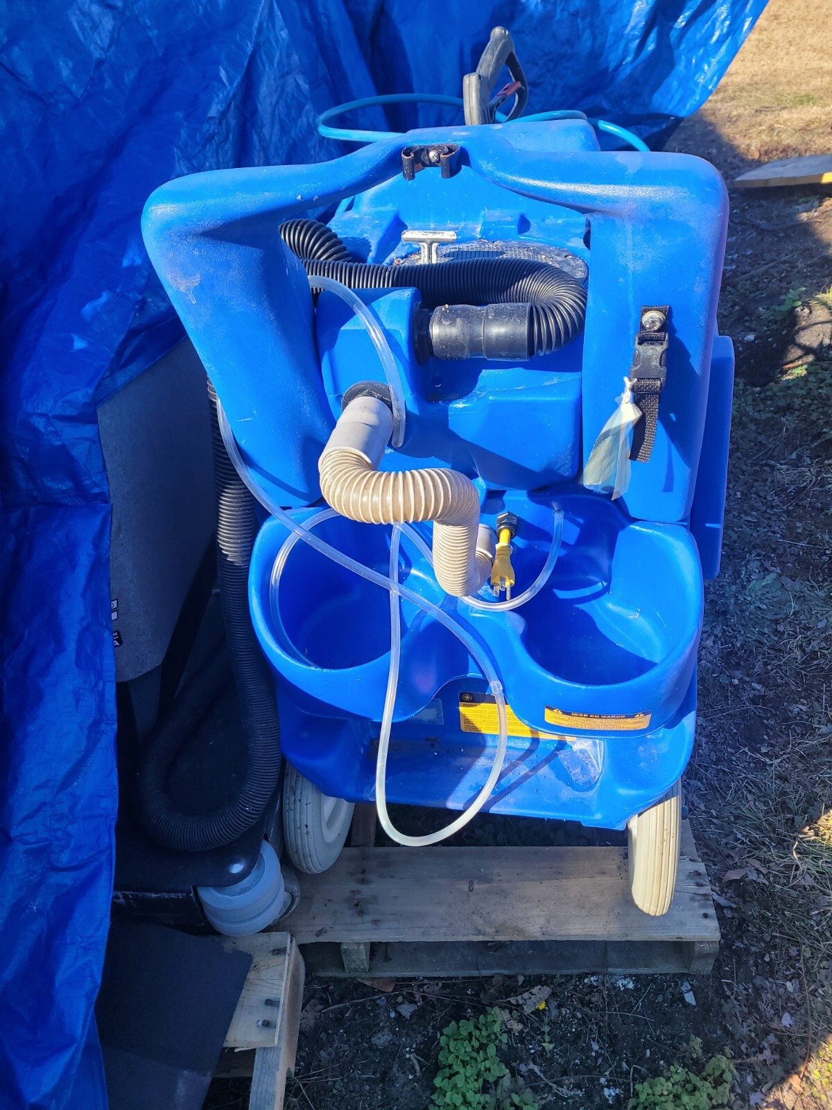 Clarke TFC 400 Cleaning Unit TESTED WORKING. SEE PICTURES.