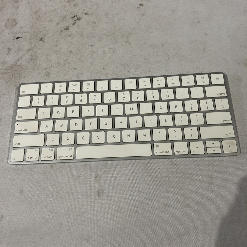 Apple A1644/A1657 Magic Keyboard 2 and Magic Mouse 2 Wireless Kit - White