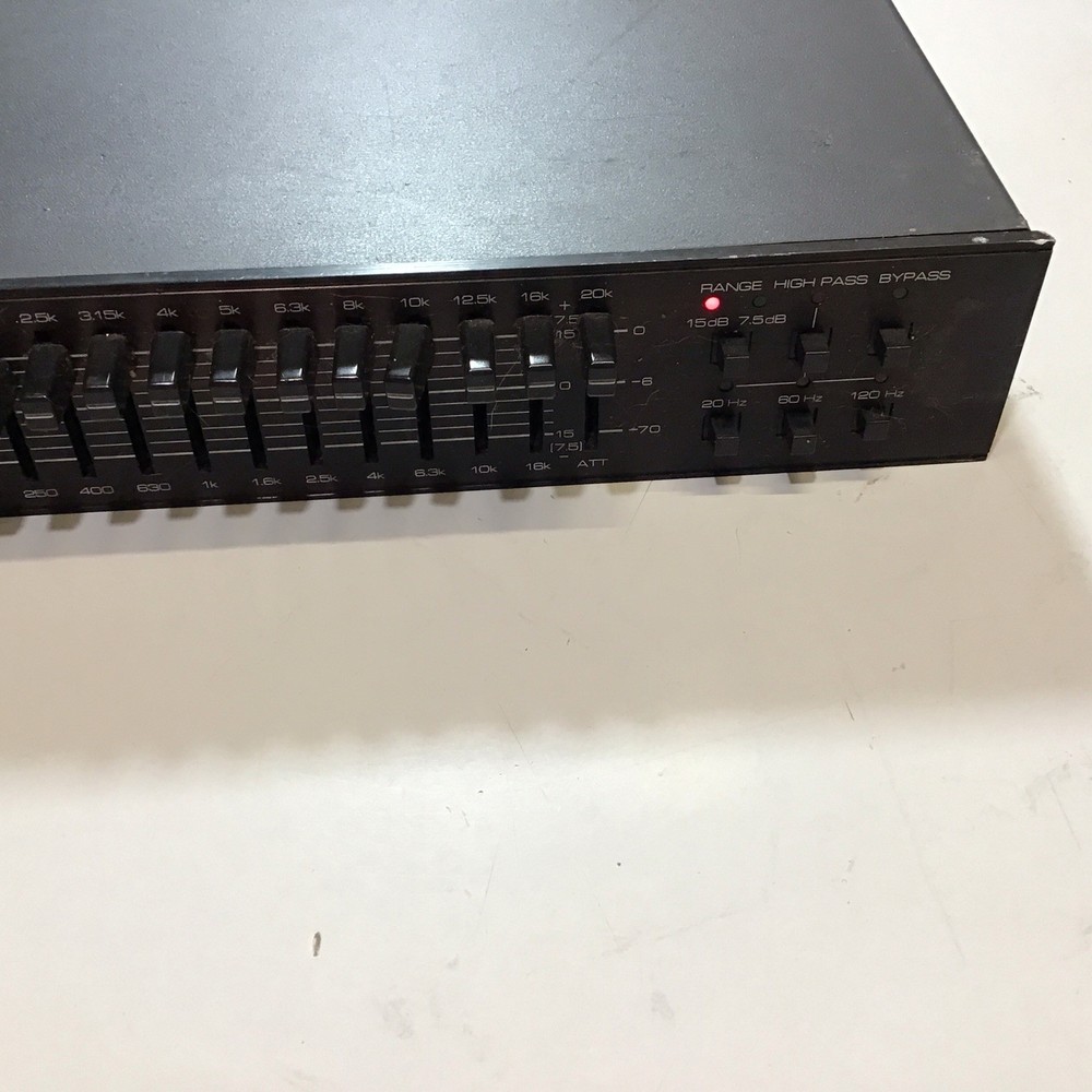 dbx 1531p Stereo/Mono Switchable Graphic Equalizer Used