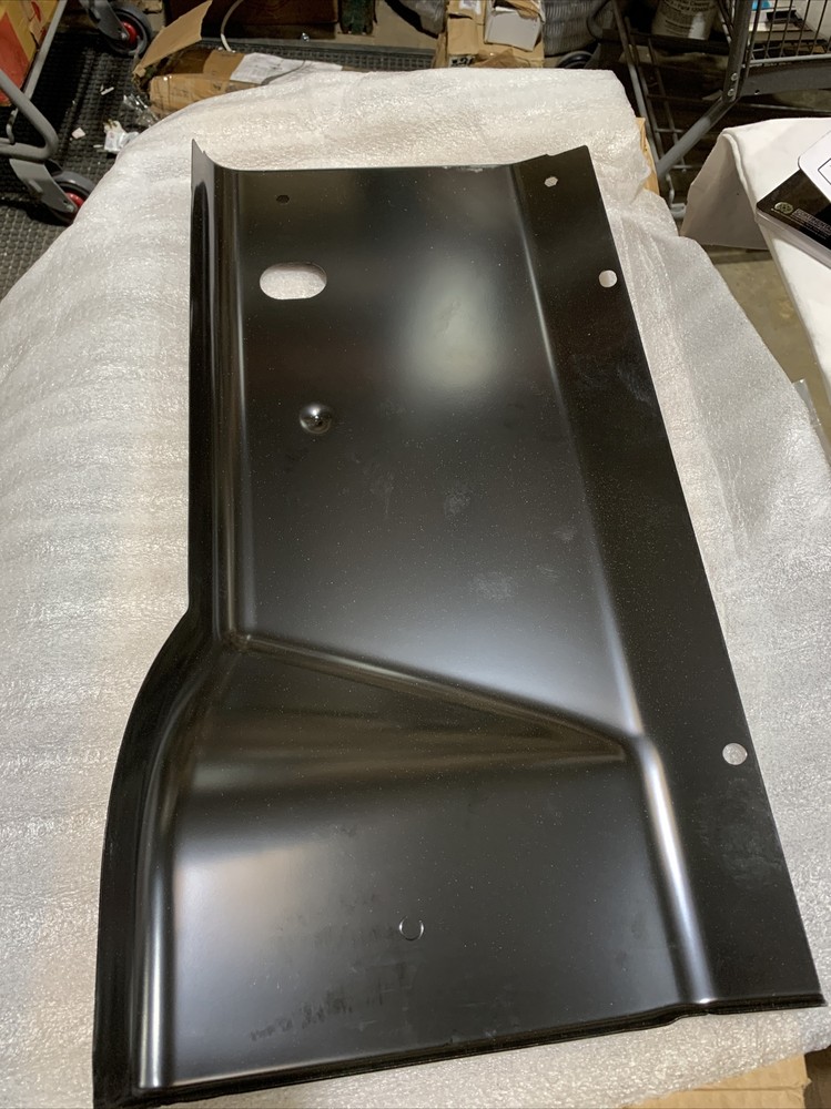 INTERNATIONAL 3508373C2E PANEL, TOEBOARD LH