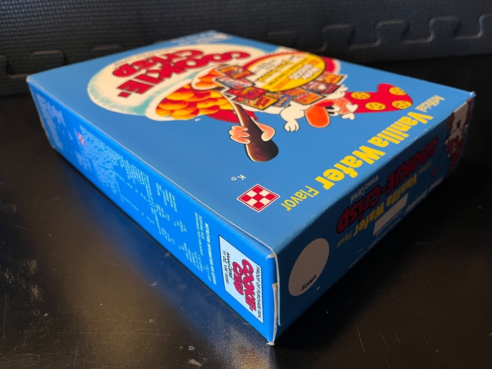 1982 Cookie Crisp (Foolball on back) - Empty custom design display box
