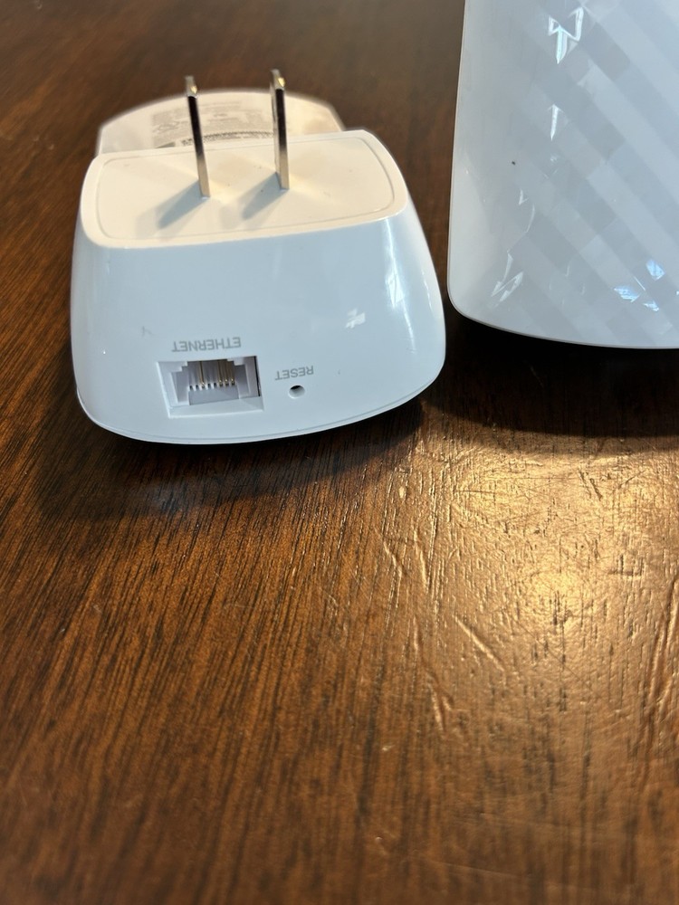 TP-LINK AC750 750Mbps WiFi Range Extender
