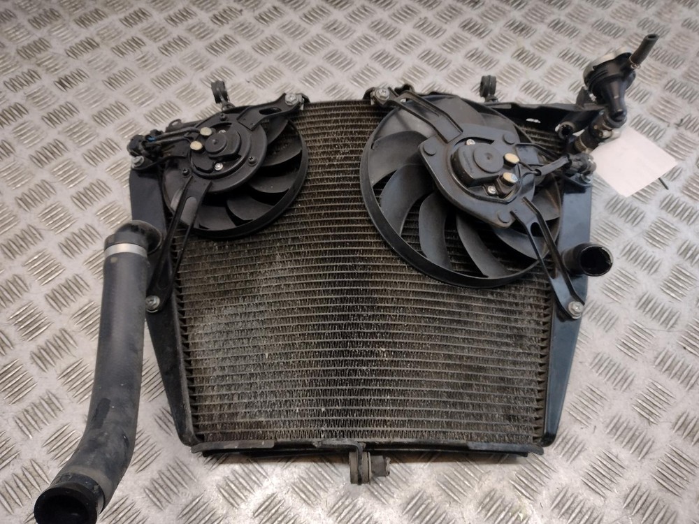 2012 HONDA CBR 1000 RR -C FIREBLADE Radiator