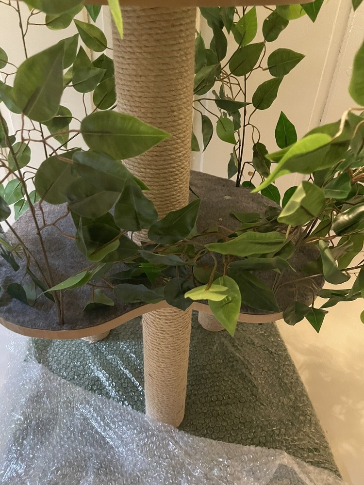 CAT TREE scratch post two tiers with branches and artificial leaves