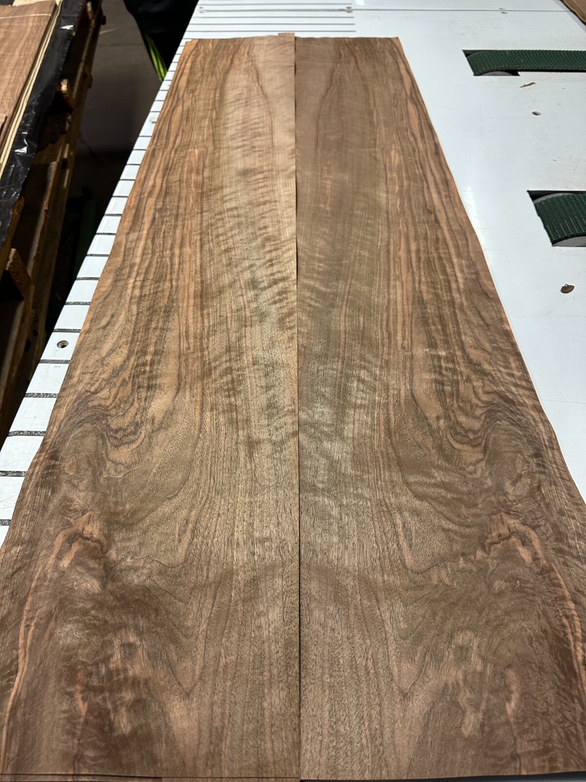European Walnut Raw Wood Veneer 2 sheets 54'' x 9'' 331X