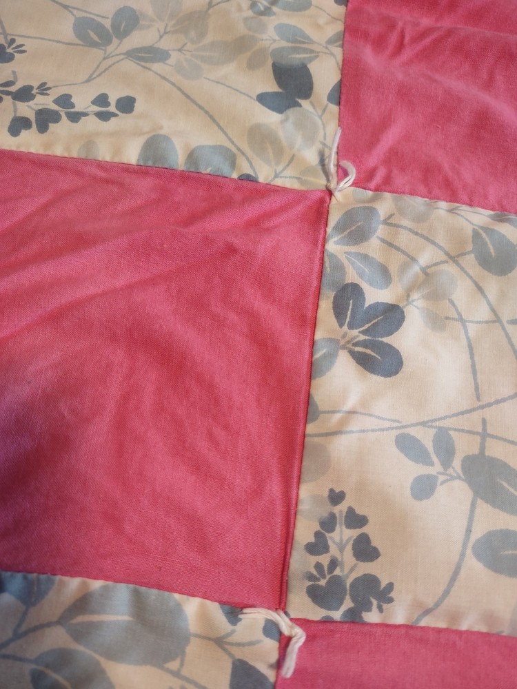 Checkerboard Center Patchwork Quilt