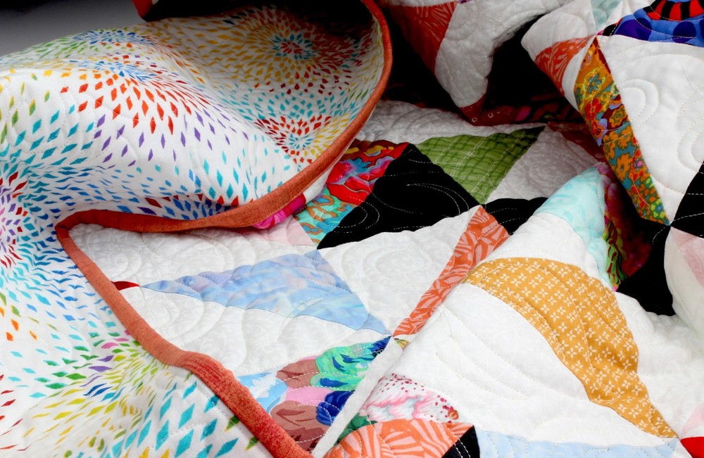 New Handmade Quilt / Throw ~ Hidden Pinwheels