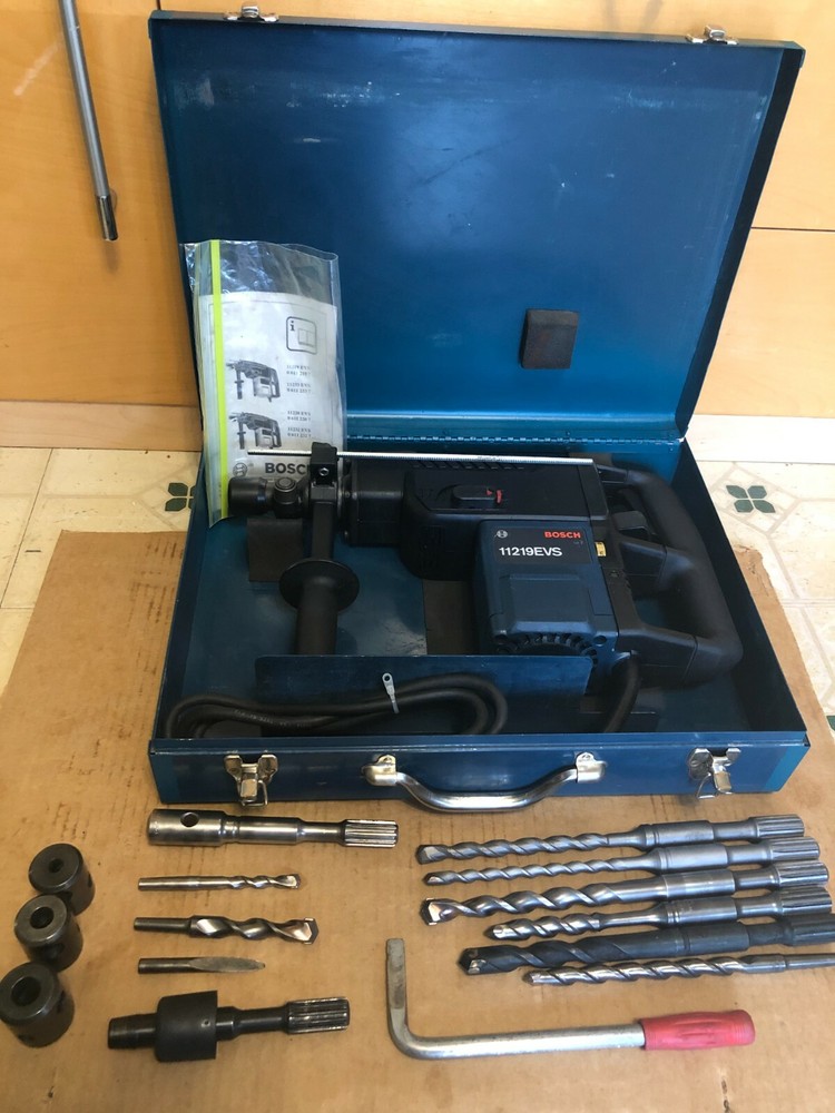 BOSCH 11219EVS ROTARY HAMMER DRILL W/ DRILL BITS