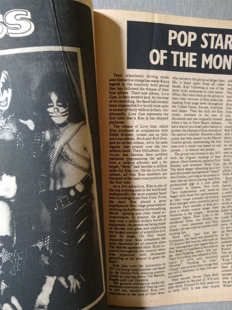 KISS Song Hits Magazine 1977 Nice!