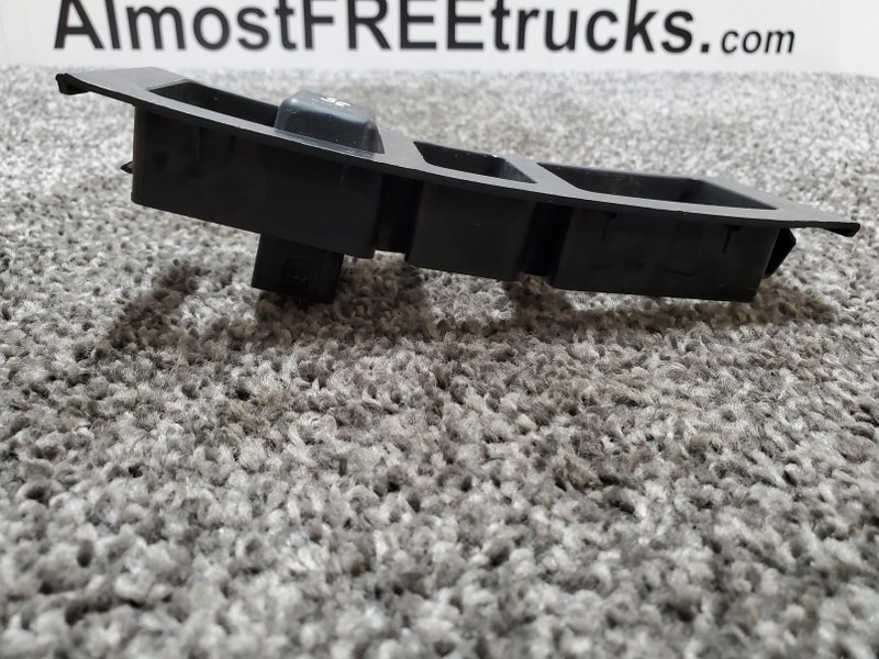 Volvo SWITCH PANEL Dash Panel 3175616 - FREE SHIPPING