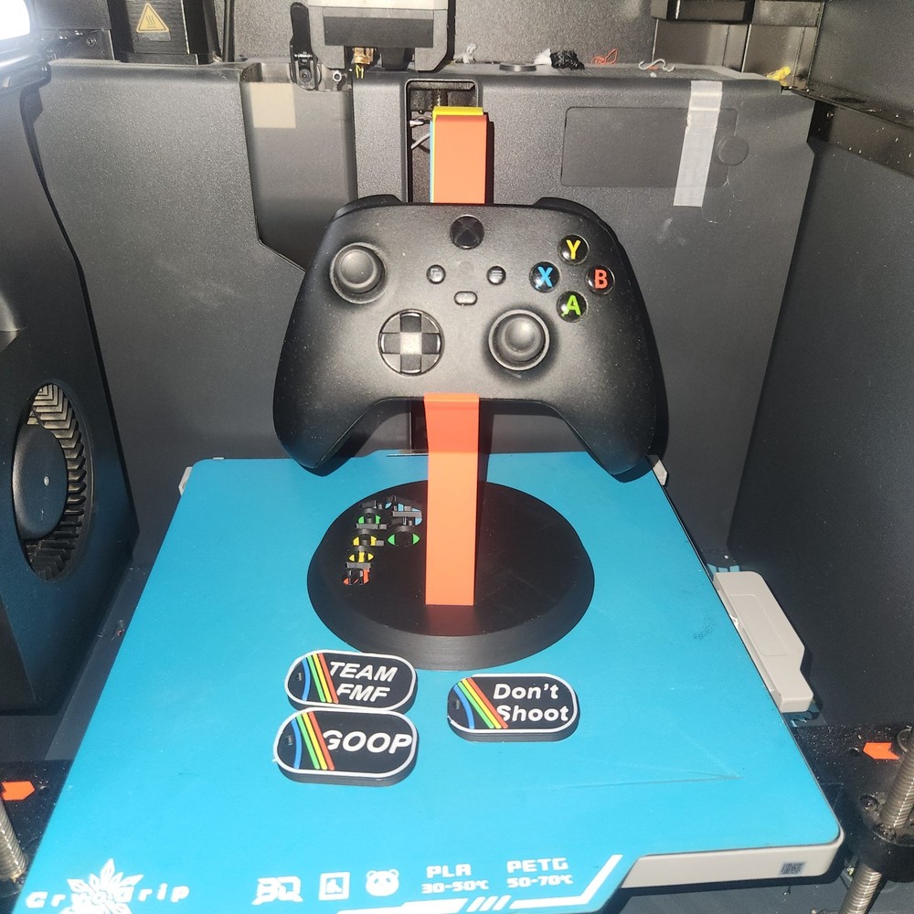 ARC Raiders Inspired 3D Printed Controller Display Stand w/ 1 Keychain