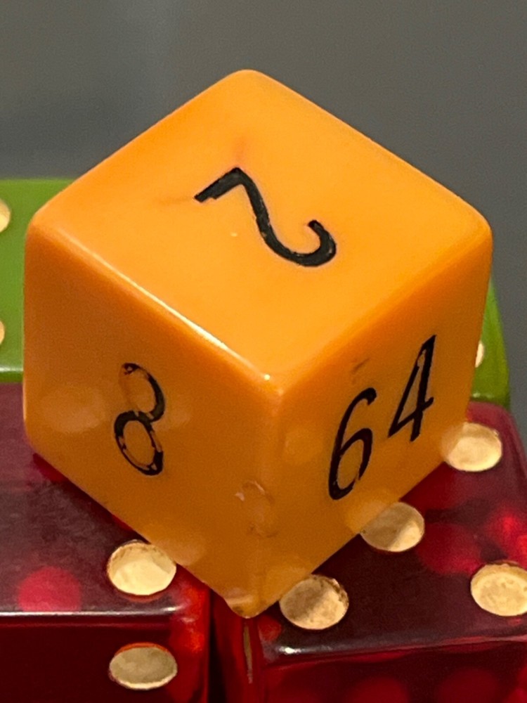 Old backgammon bakelite set: mustard doubling cube red & green dice 022423aB@