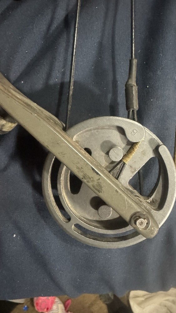 Pearson Spoiler Compound Bow RH 70