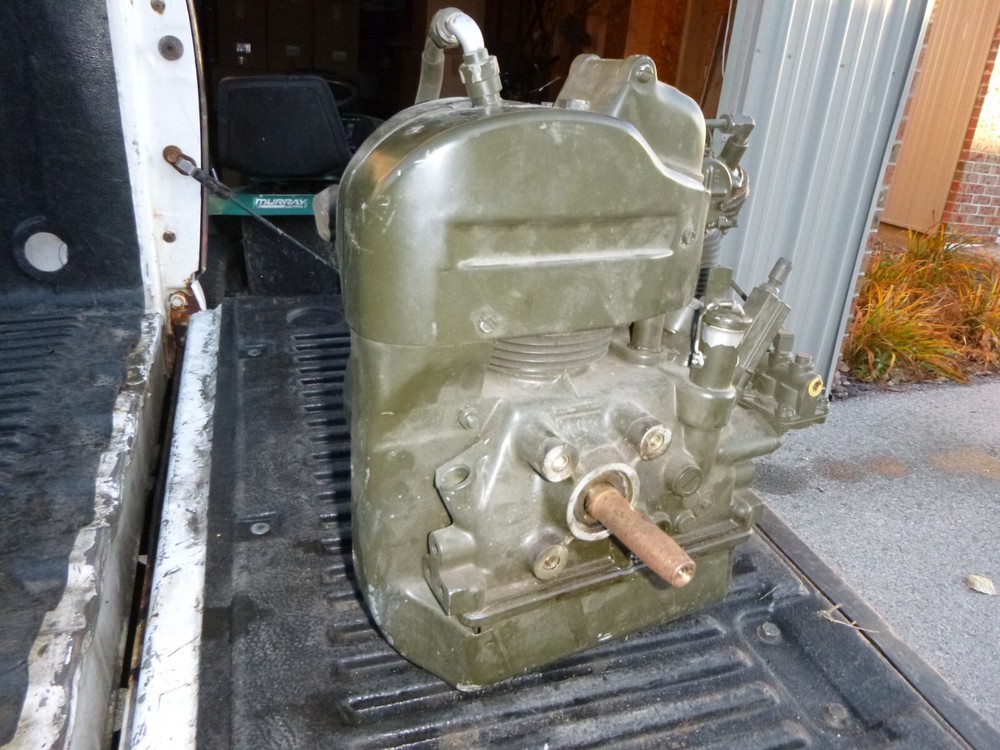 US Army Corps of Engineers military 4-cycle motor engine, complete