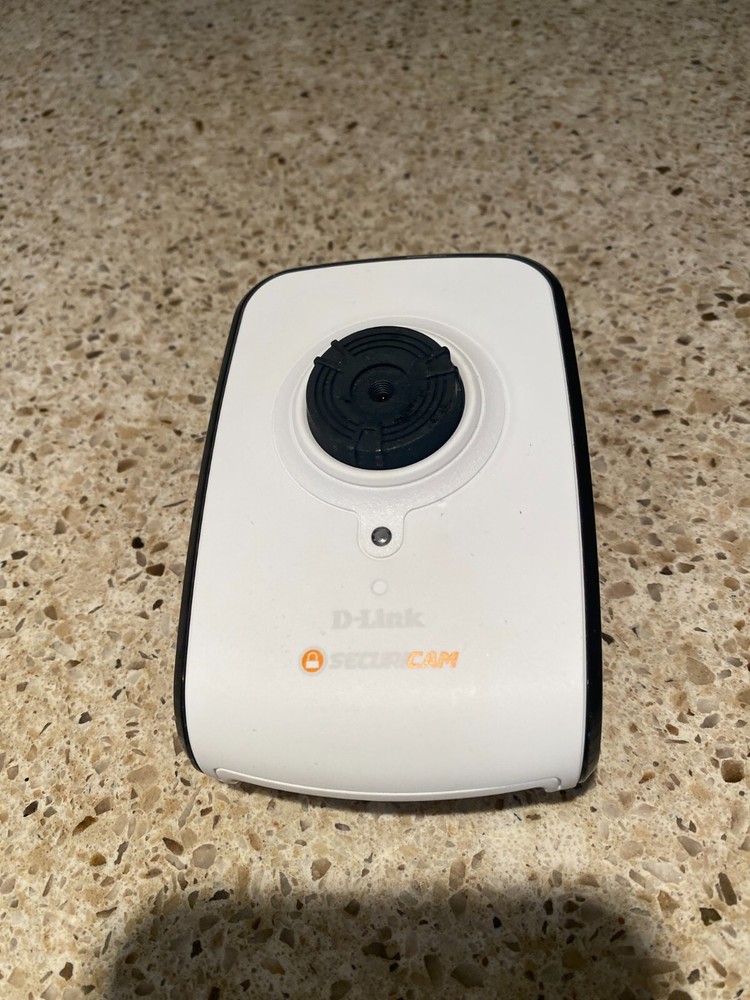 D-Link DCS-920 Wireless Security System Wireless G Internet Camera Open Box Only