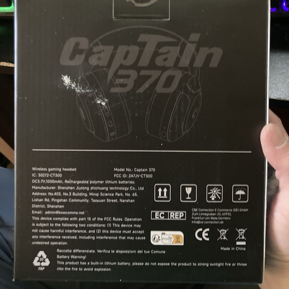 Captain 370 Wireless Gaming Headset - White