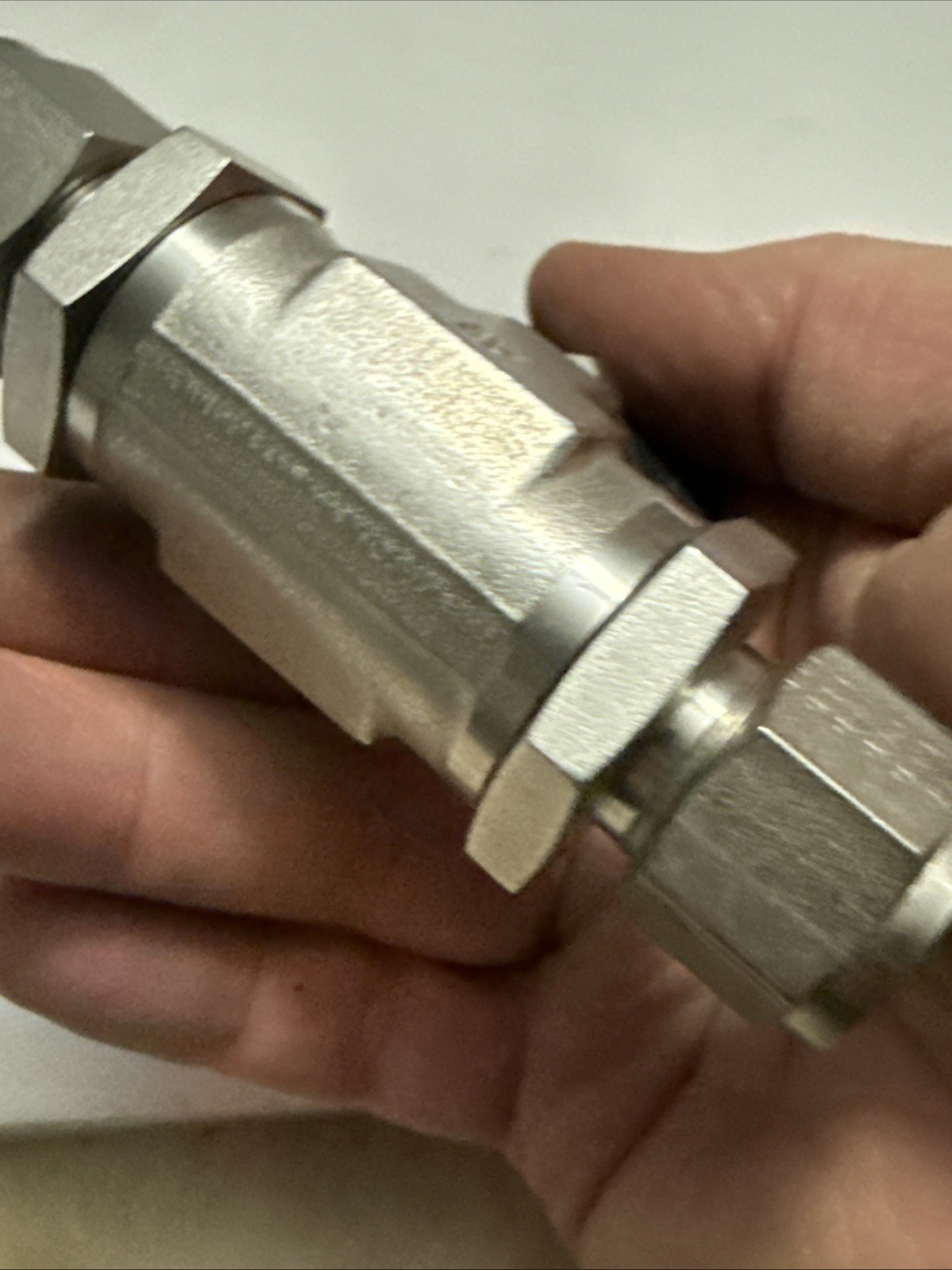 TY-LOK SS-8-DTT-8-8- 1/2" Tube End High Pressure Ball Valve, 5,000 psi, 316