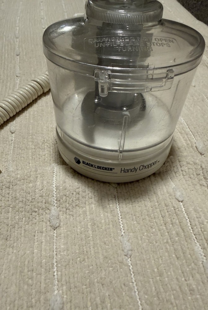 Vintage Black & Decker Handy Chopper HC2000 Mini Food Processor-Tested /Working