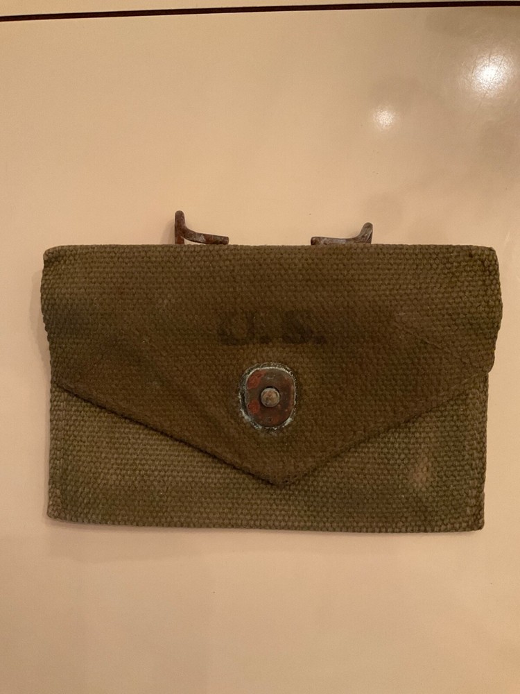WWII US Army Infantry First Aid Bandage Carry Case 1944 ?