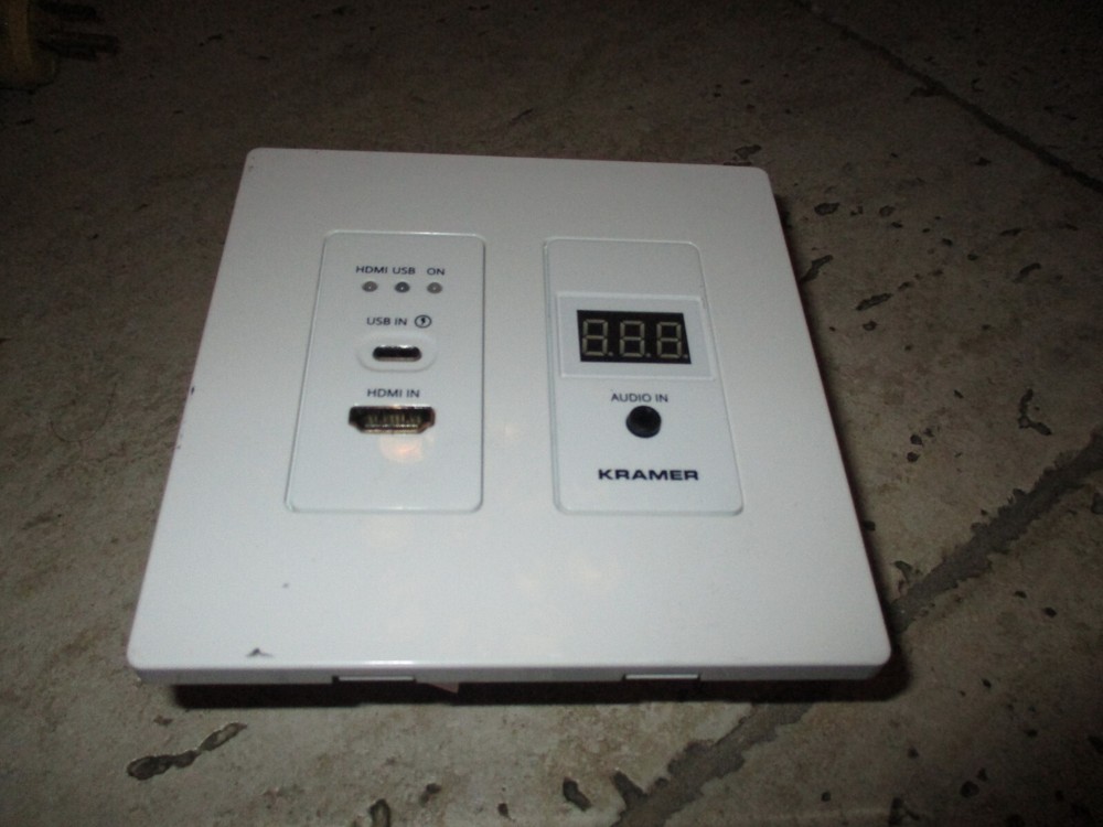 KRAMER WP-SW2-EN7 AVoIP Wall Plate Encoder for 4K60