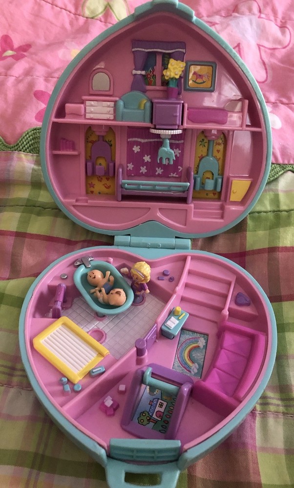 Polly Pocket Babytime Fun Compact playset complete