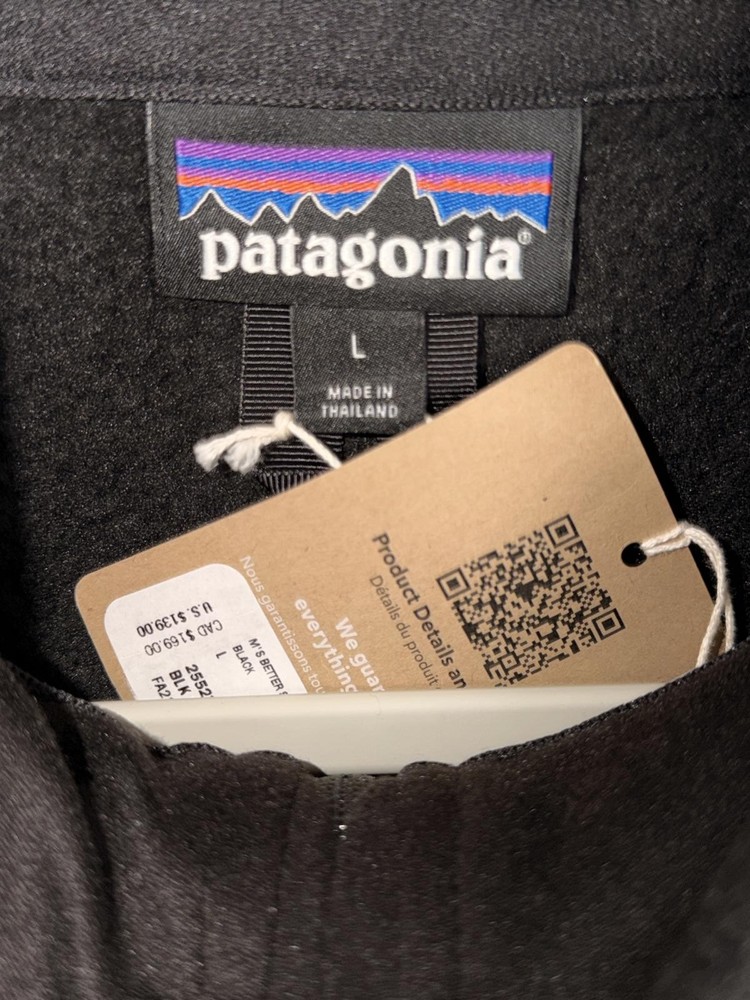 Patagonia Men's Black Half-Zip Fleece Pullover