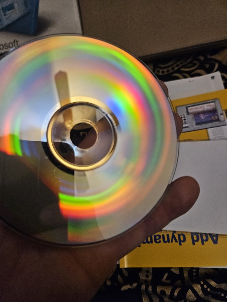 Microsoft FrontPage 2000 – Full Retail Version – NEW Web Design Software