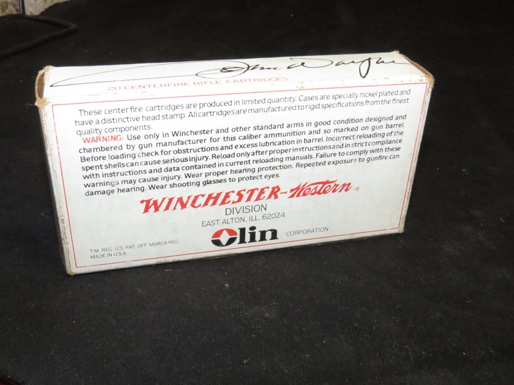 JOHN WAYNE - Winchester 32-40 Cartridge Box Empty With Insert