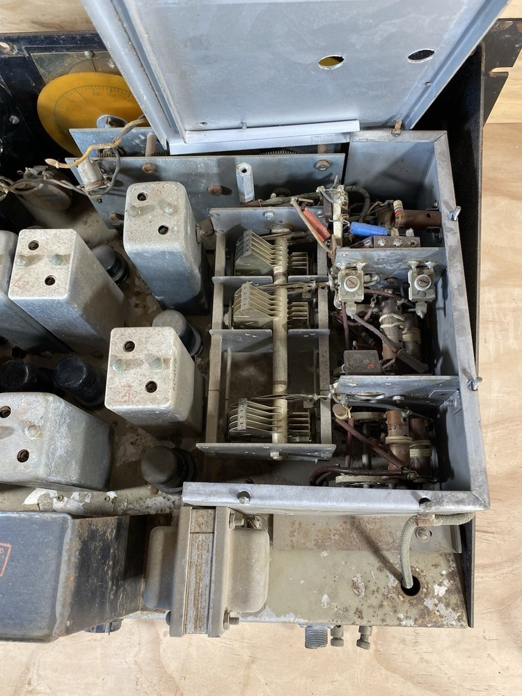 Hallicrafters S-27 Ultra Frequency Communication Receiver /around 1940