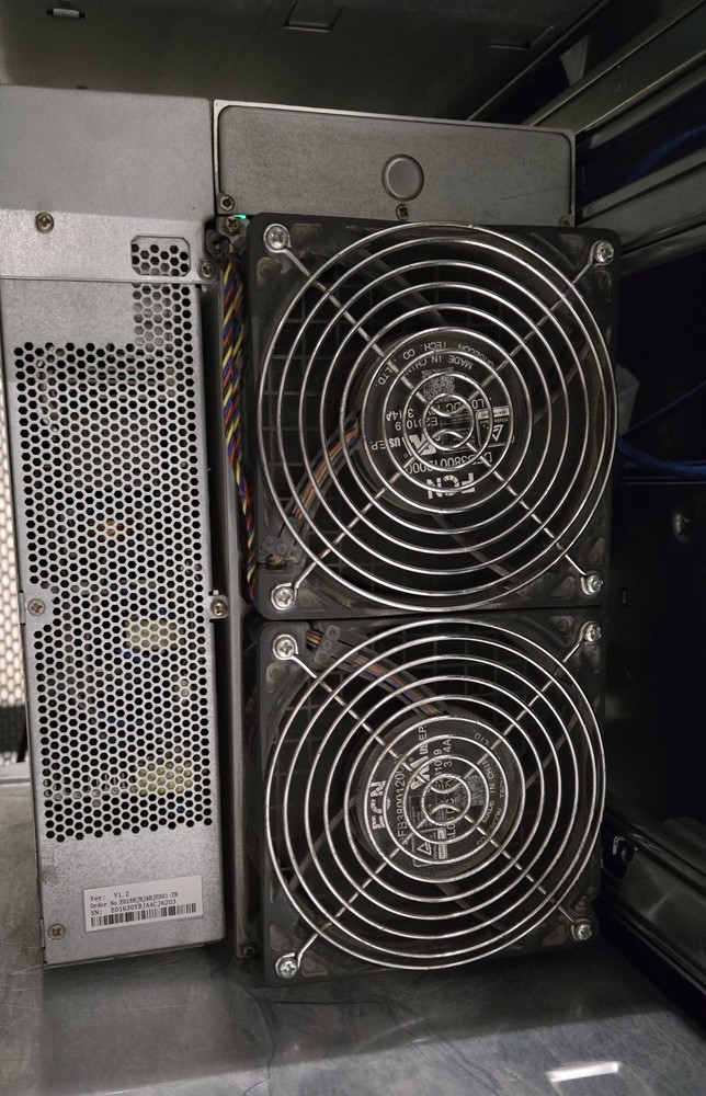 Bitmain Antminer S19 Pro 110TH/s ASIC Bitcoin Miner