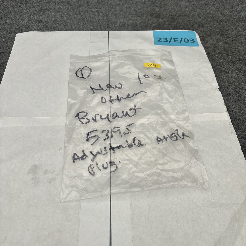 Bryant 5395 Angle Plug 20A 125V 2 Pole 3 Wire New