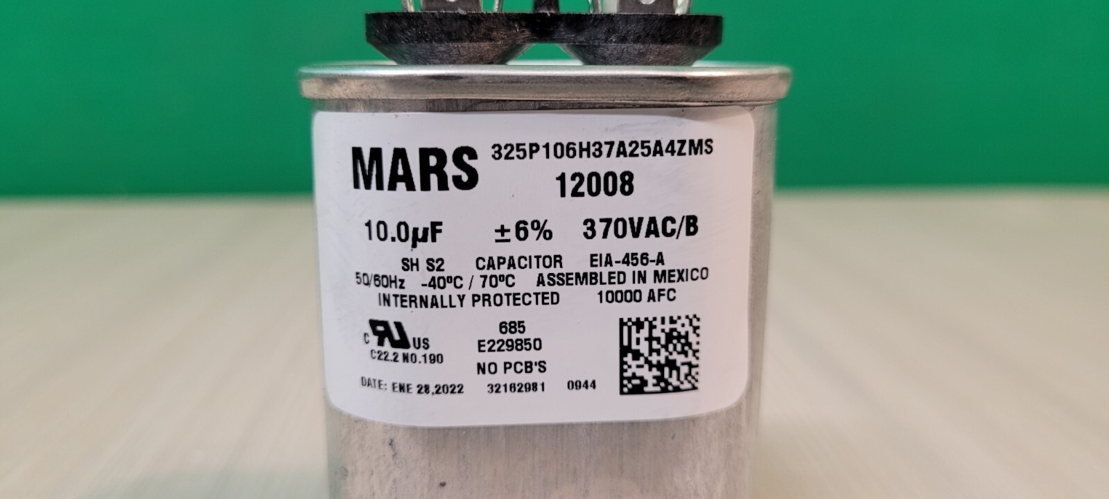 Mars Motor Run Capacitor 10 MFD, Oval 370VAC, 12008 BRAND NEW GENUINE