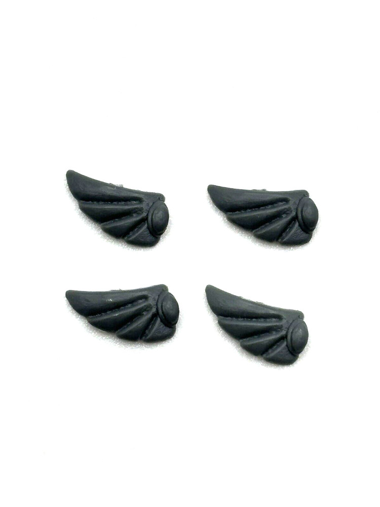 Warhammer High Elf Helm & Armor Bits x4