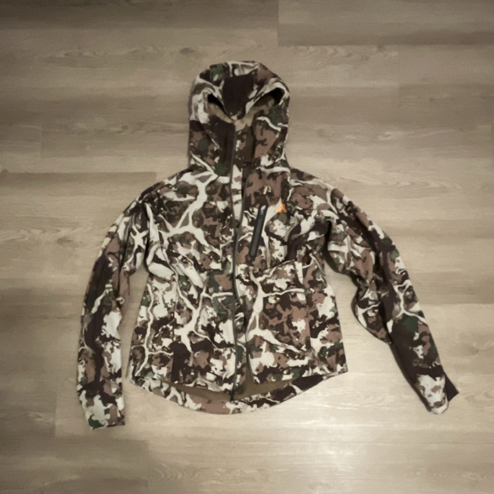 First Lite Catalyst Softshell Hunting Jacket Medium
