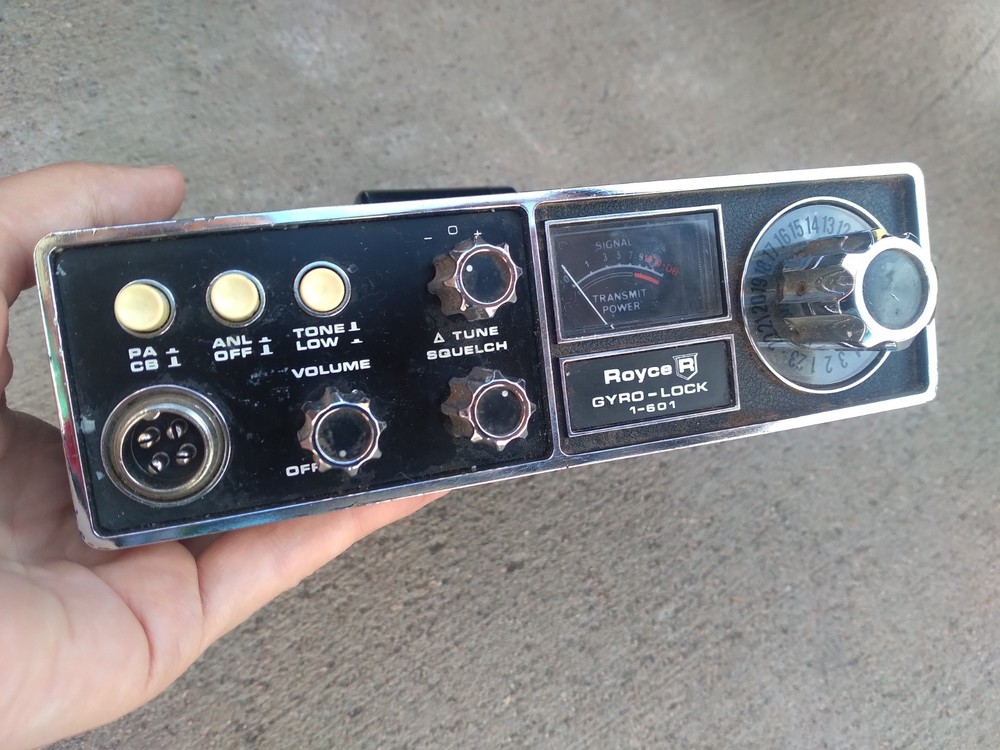 Vintage Royce AM CB Mobile Transceiver Model 1-601
