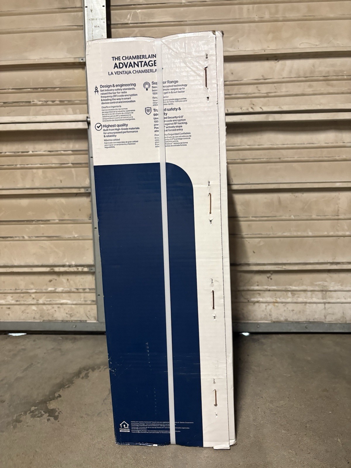 Chamberlain C2102 1/2 HP Chain Drive Garage Door Opener w/MED Lifting BRAND NEW