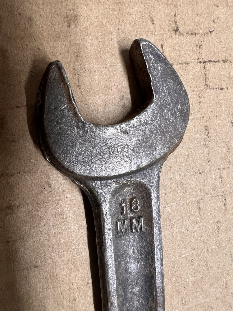 Vintage Superslim Toolkit Spanner 16 18mm