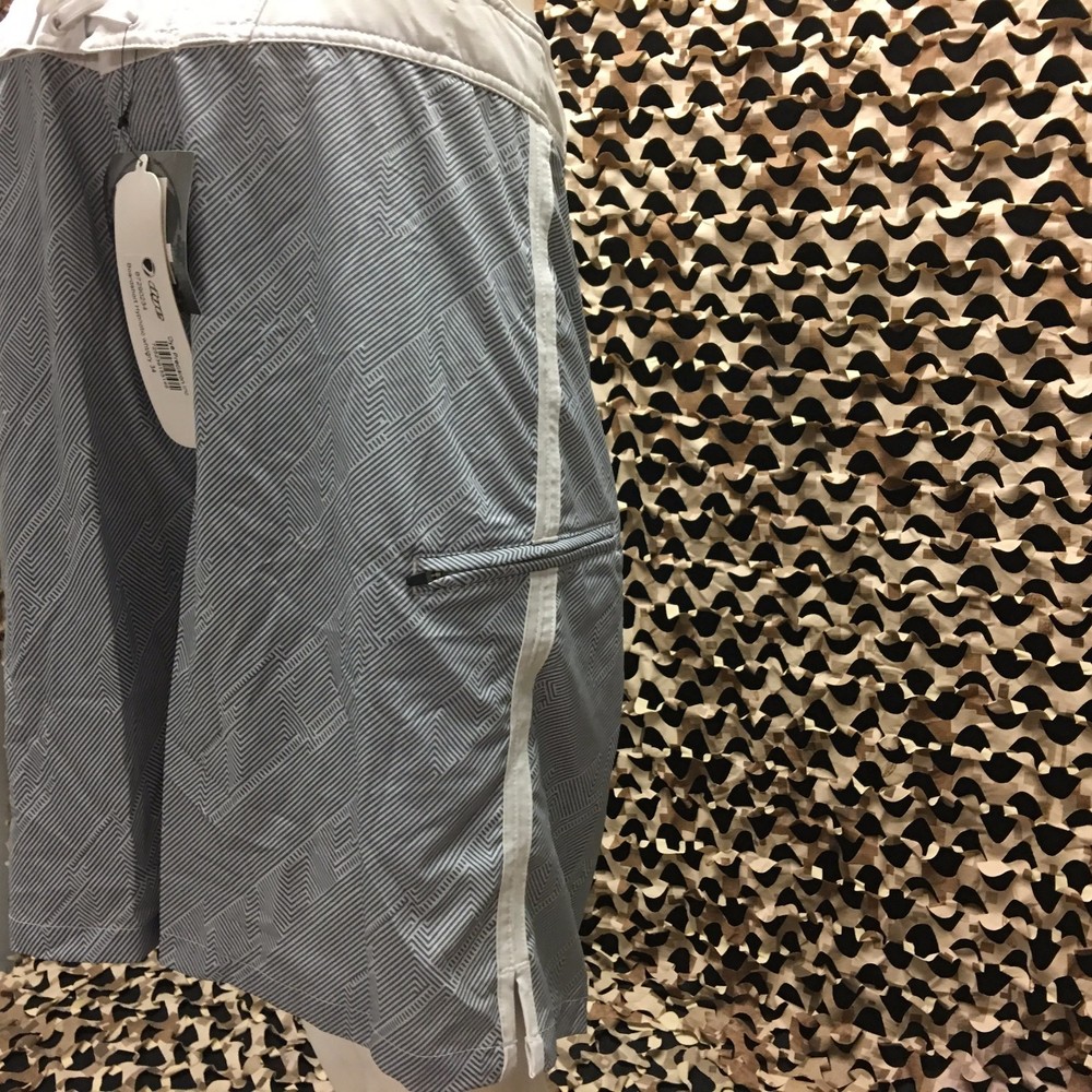 NEW Dye Boardshorts - Hypnotic White/Grey - Size 38