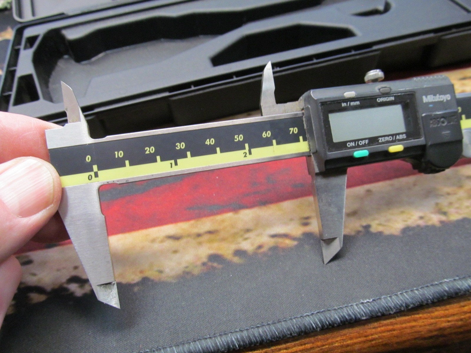 Mitutoyo Absolute AOS Digimatic 6" Digital Caliper in Case - Does NOT WORK