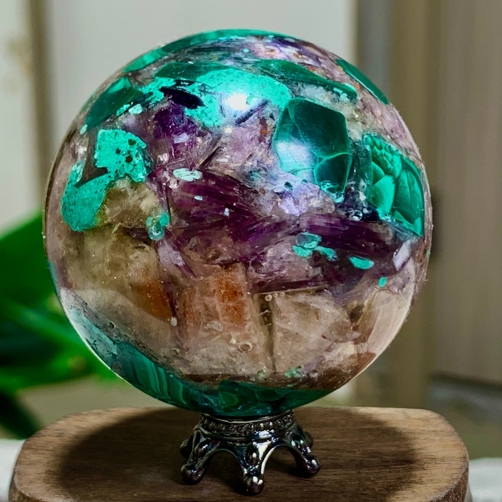 125G Newly discovered rare malachite purple mica symbiotic sphere restoration