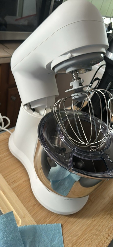 Beautiful stand mixer used