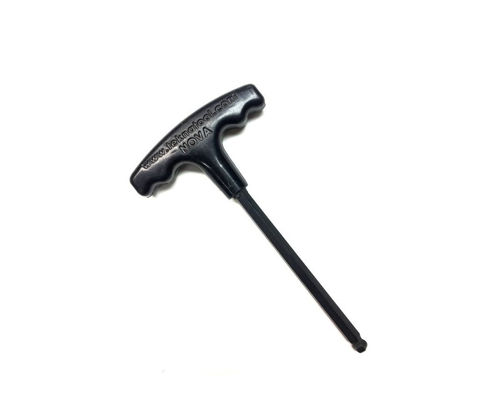 Nova Titan III chuck