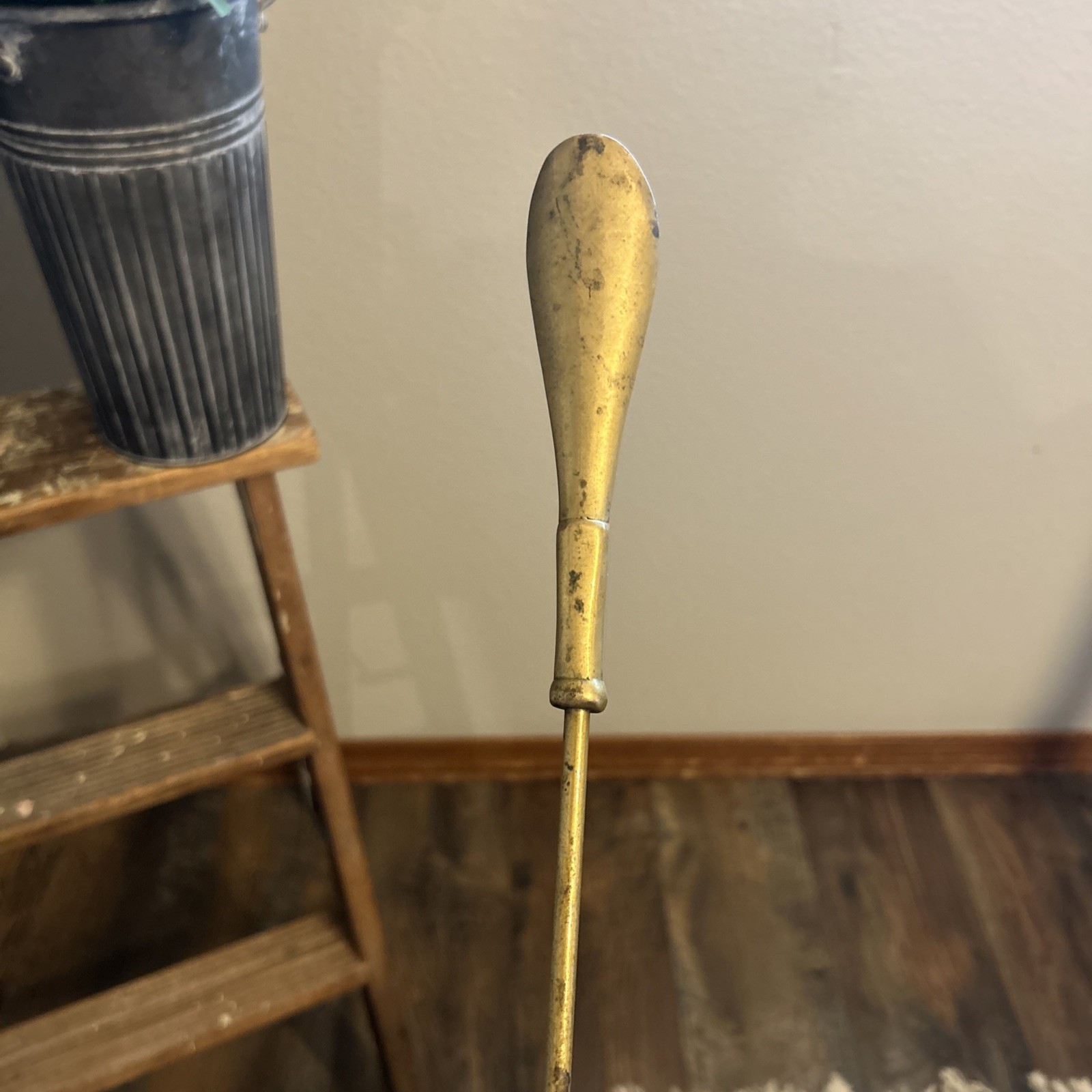 Vintage Brass Shoe Horn Back Scratcher Hand 22”