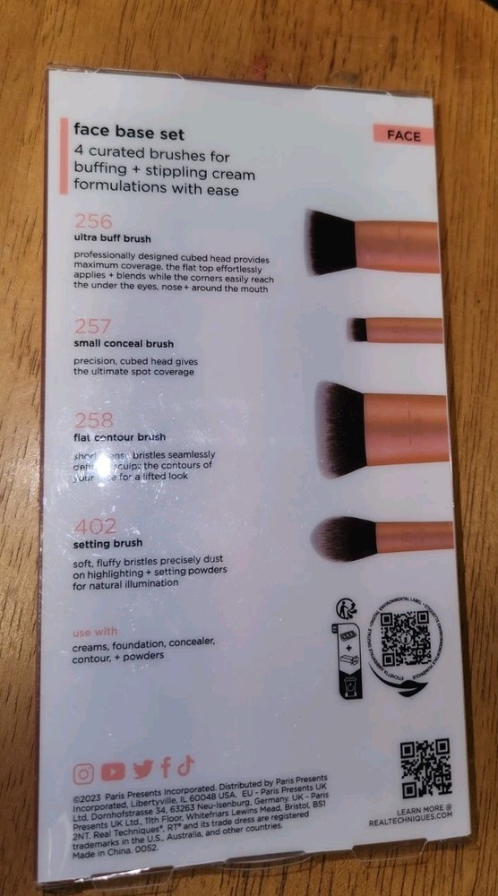 Real Techniques 4 Piece Face Base Makeup Brush Kit